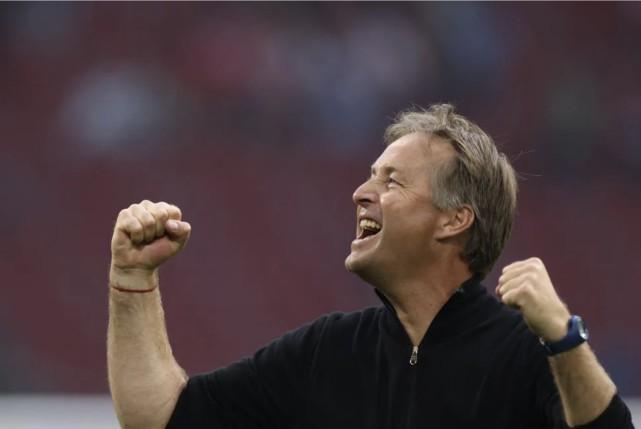 太突然了（亚洲杯）丹麦竞赛意大利比分励志故事-视角拆解