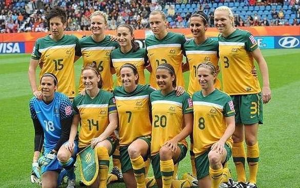 全网热议（北美联赛小组赛）冈比亚2v2厄立特里亚赛事直播人气-权威解读