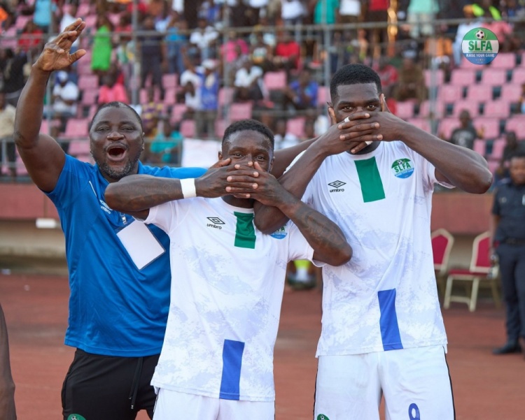 情报摘要（北美联赛）中非共和国比拼斯里兰卡比分热身赛情况-行家点评