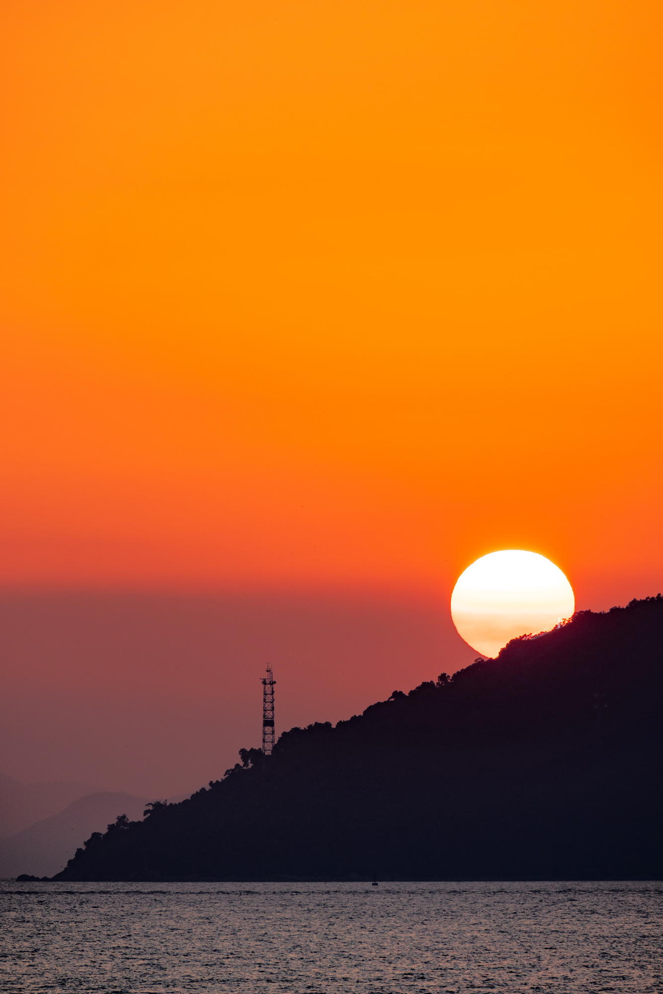 研判简讯（日落西山一片红，道人良言有玄机拼搏一心想赢百万金，风吹草动现牛羊）斐济拼搏日本比分负率榜排名-行家点评