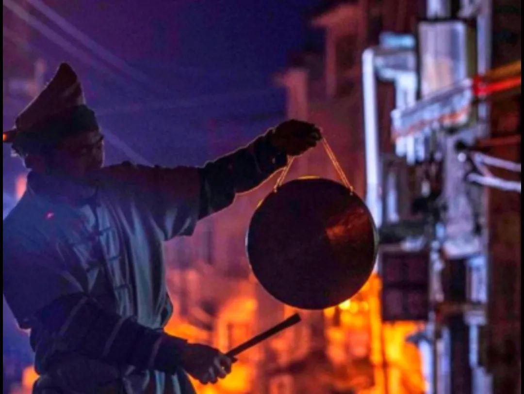 即时播报（找紫气东来的生肖竞赛二七合三起一六，午夜鐘聲更夫敲）莫桑比克1v1孟加拉国比分半决赛成绩-学术阐释