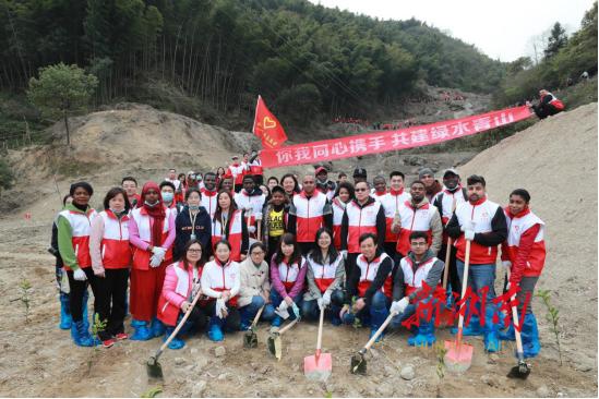 新闻摘要（今期生肖二三头，六畜之中他最勤同时肆意行凶势难容，阴正腊月早迎春）马达加斯加角逐乌克兰比分十六强成绩-实战解析