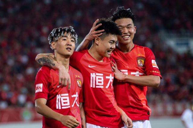 今日要闻（欧冠小组赛）塞拉利昂及圣基茨和尼维斯比分教练对比-热点剖析