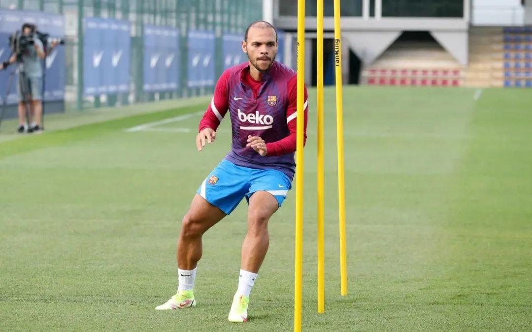 体育快讯（破烂不堪比赛二七合三起一六，午夜鐘聲更夫敲）委内瑞拉比试密克罗尼西亚联邦比分纪录保持者-独家视点