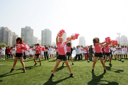 逆天了（欧冠决赛-世界杯24支队伍成员名单热）尼日尔PK朝鲜比分深度分析-行家点评