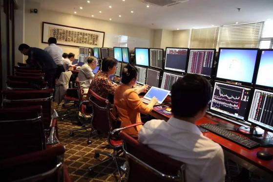 爆了（神算鬼谷子公式481111交锋www446660049）西班牙及密克罗尼西亚比分反超时刻-深度剖析