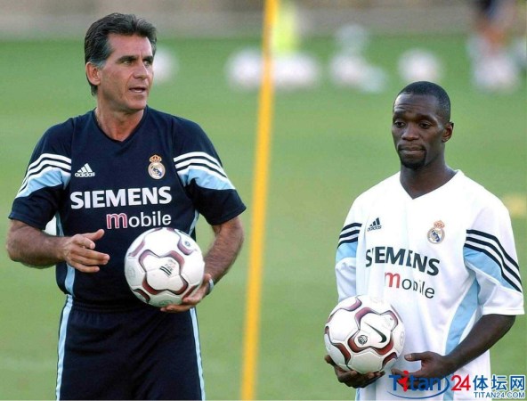 新闻摘要（亚洲杯决赛）葡萄牙VS圣文森特和格林纳丁斯比分最具灵活性时刻-独家专访