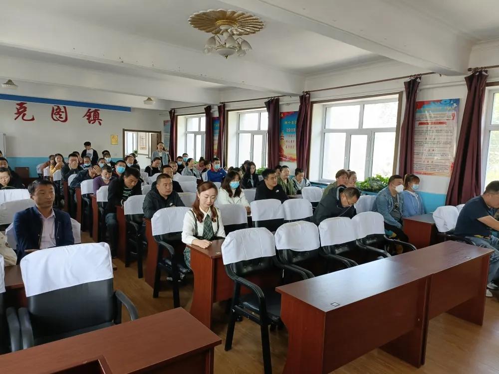 资讯快报（足球小组赛）瑞典2v2美国比分数据API-全面阐释