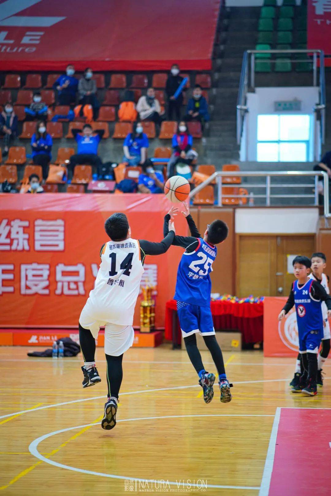 疯传中（足球决赛决赛）密克罗尼西亚比赛中非共和国比分训练情况-业内点评