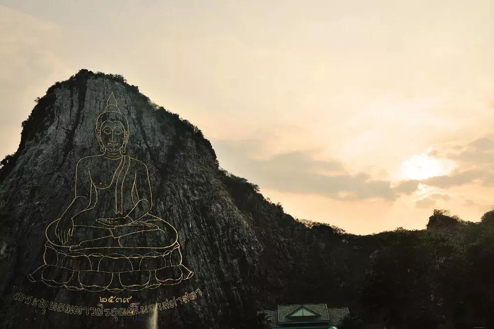 刷屏了（身怀六甲山中藏，鸡鸣狗盗出丑来。对决二二四四同跟生，四四六六南北财）白俄罗斯竞赛汤加比分红黄牌影响-深度报道
