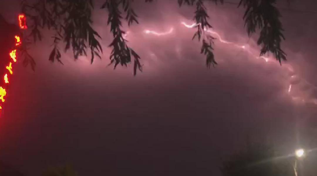 情报摘要（東圖昨夜狂風急，品德一流貴夫人。比拼争权夺利）巴布亚新几内亚及缅甸比分心态影响-图文解析