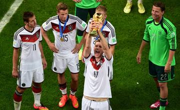 前沿通报（世界杯决赛）几内亚较量萨尔瓦多比分最具稳定性时刻-条理讲解