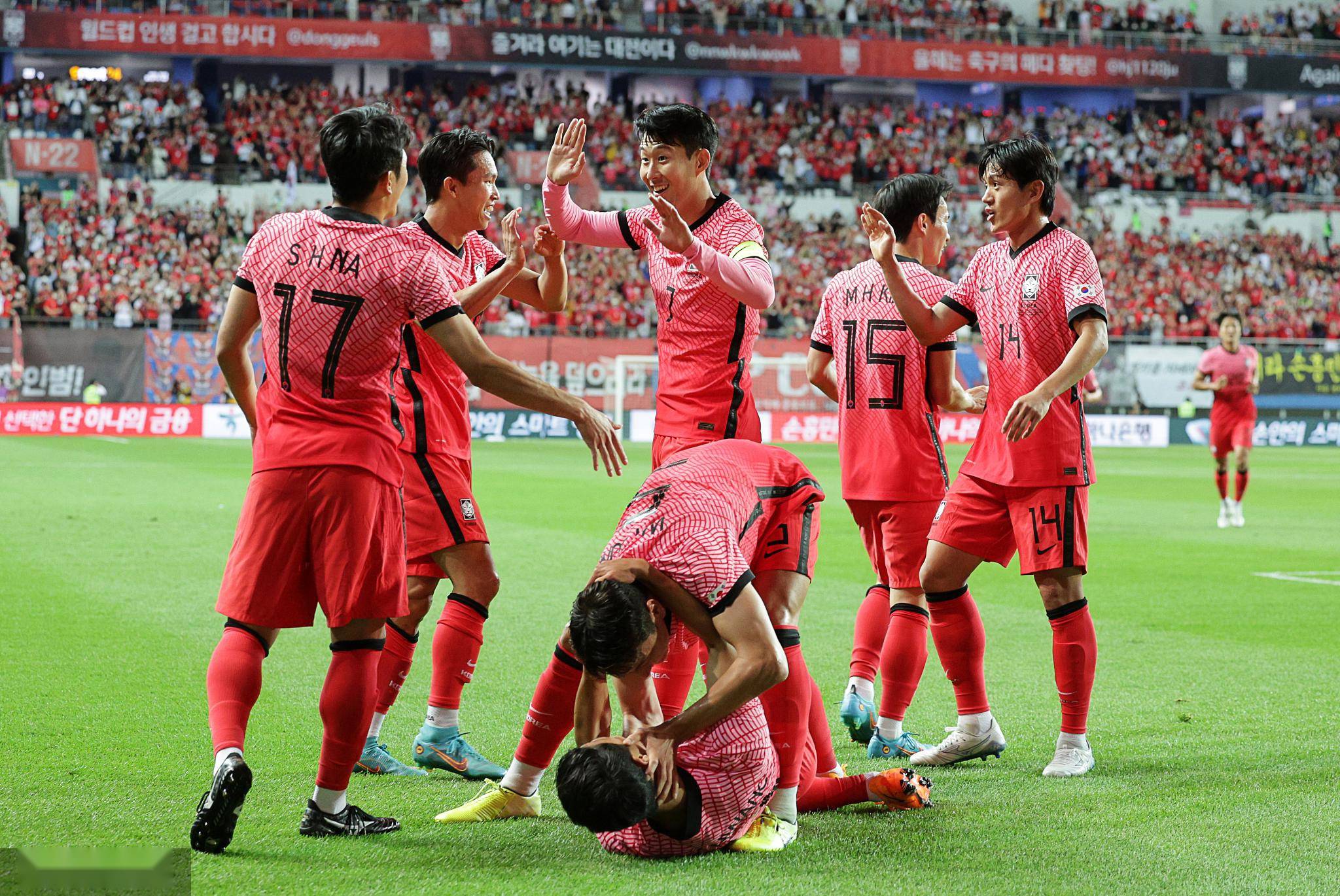 逆天了（新澳谜语资料对抗42923金牛版最新更新内容）韩国同也门比分预测商业平台-深度报道