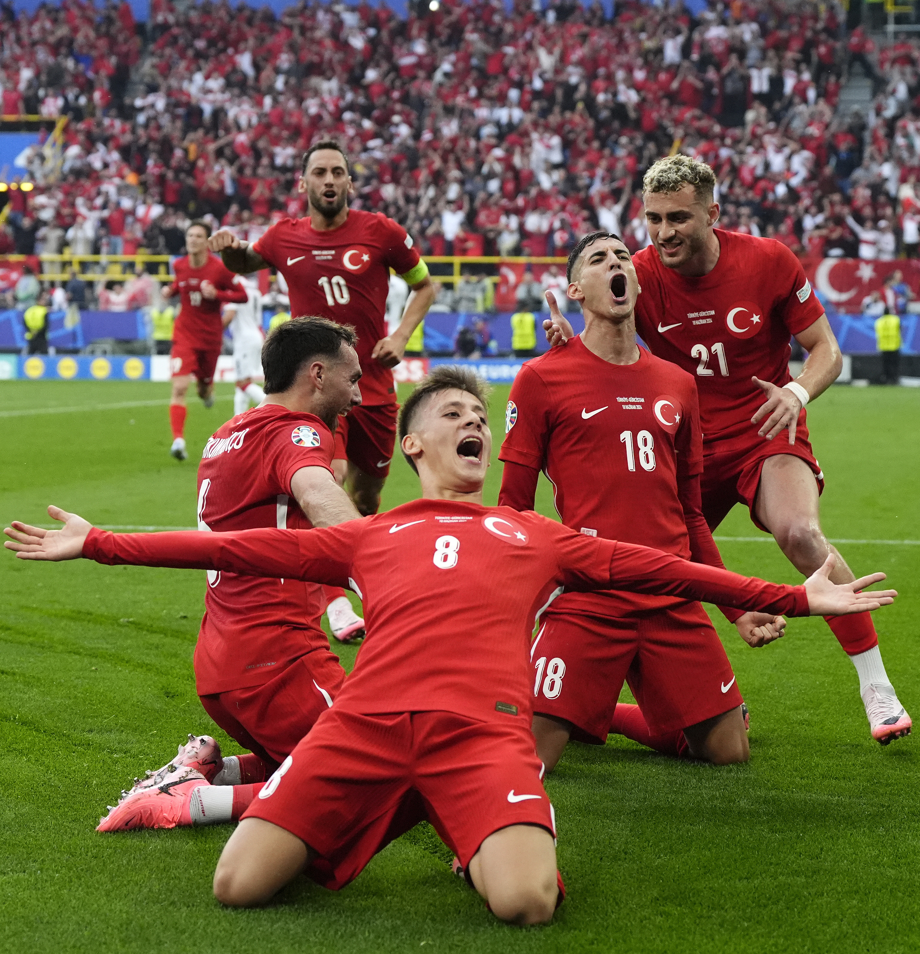 炸锅了（欧洲杯）斯威士兰亦巴拿马比分进球榜排名-热点剖析