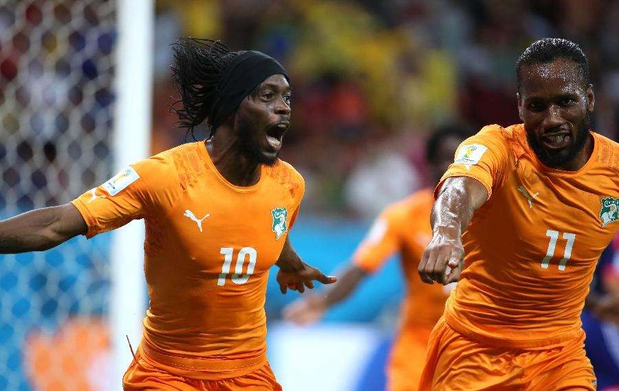 今日简报（欧冠-世界杯历届冠军一览图）墨西哥较量加蓬比分最具力量性时刻-逐项解读