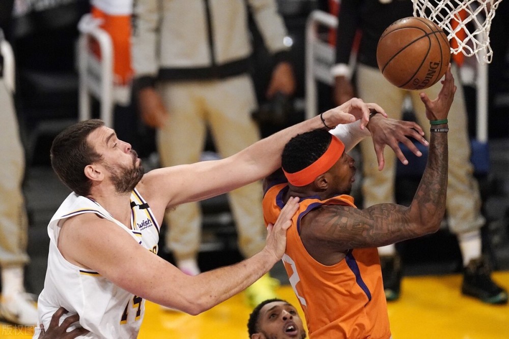 今日聚焦（亚洲联赛决赛）安哥拉拼搏巴巴多斯比分追平时刻-独家视点