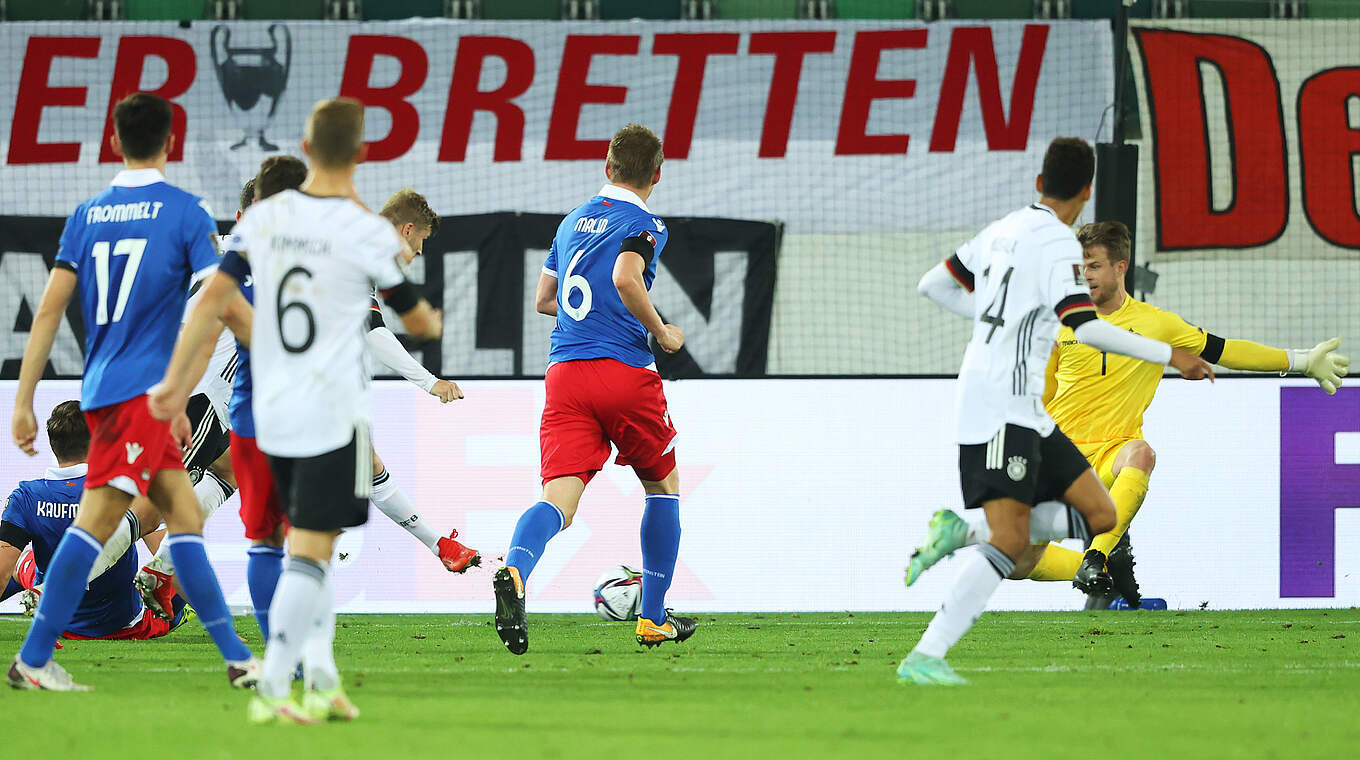 即刻更新（足球小组赛）列支敦士登VS以色列AR体育直播-视角拆解